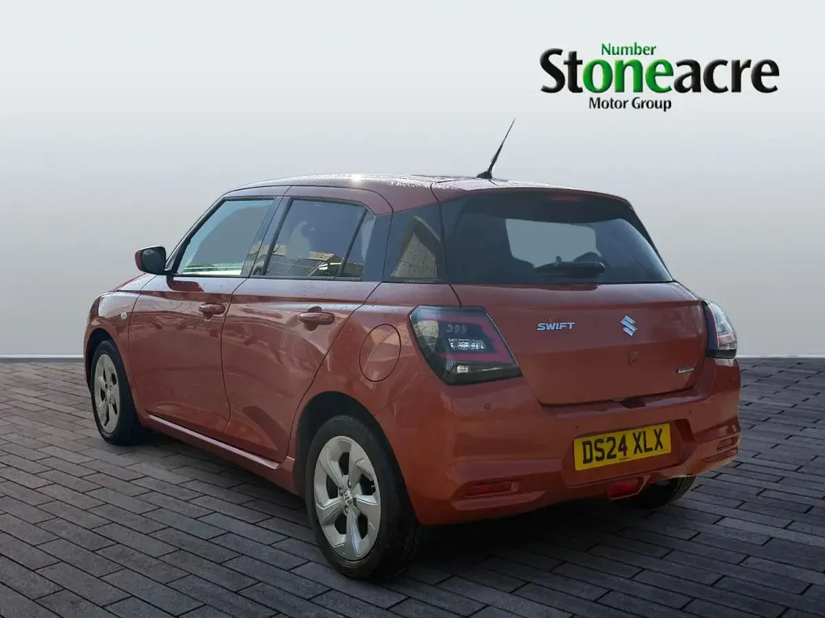 Used Suzuki Swift 82 HP (60 kW) 2024 Red Hatchback