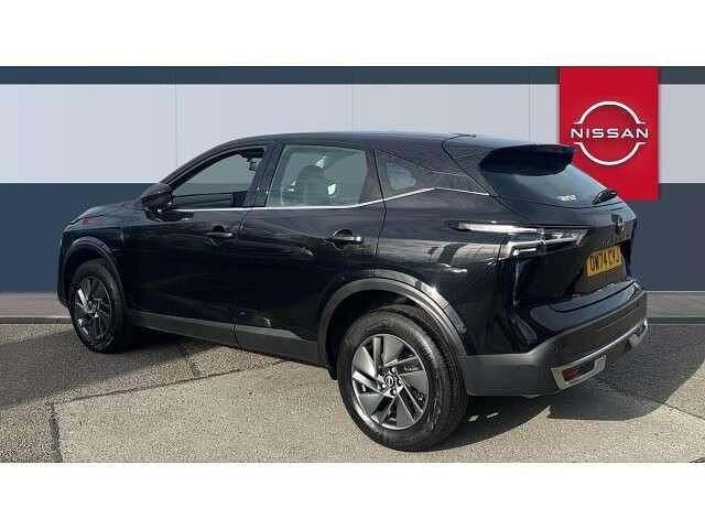 Used Nissan Qashqai Acenta Premium 140 HP (102 kW) 2024 Black SUV