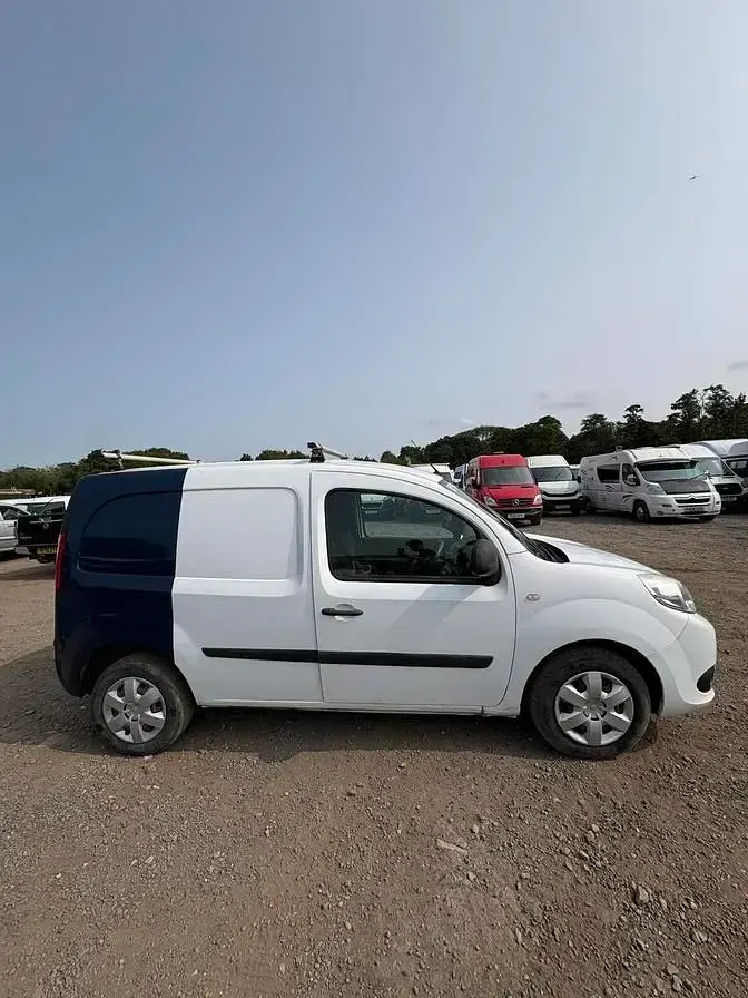 Used Renault Kangoo Business 2018 White MPV
