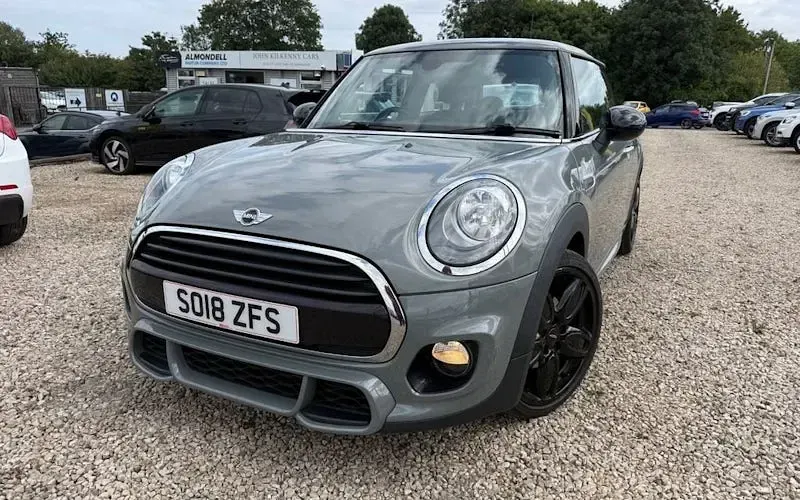 Used Mini Cooper Hatch 136 HP (100 kW) 2017 Hatchback
