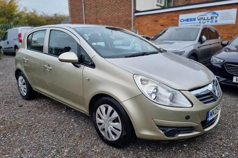 Gold Used 2009 Vauxhall Corsa Club Hatchback | £1,095 (Good price) - Image 1/1