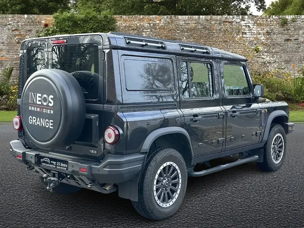 Used Ineos Grenadier 286 HP (210 kW) 2023 Grey