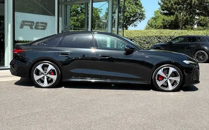 Used Audi A5 Advanced 299 HP (219 kW) 2025 Black Sedan