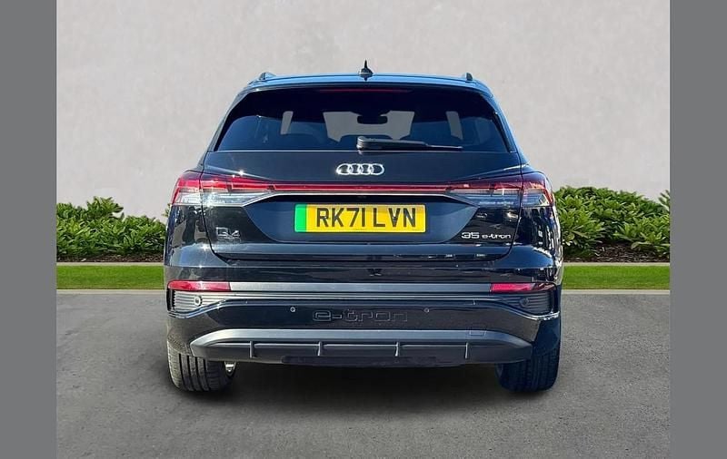 Used Audi Q4 e-tron Comfort 125 kW (170 HP) 2021 Black SUV