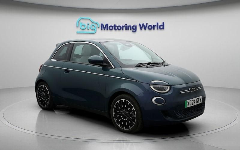 Second-hand Fiat 500e 86 kW (118 CP) 2026 Hatchback