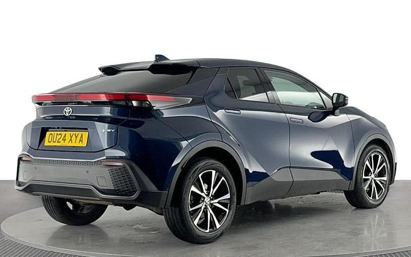 Used Toyota C-HR Design 140 HP (102 kW) 2026 SUV