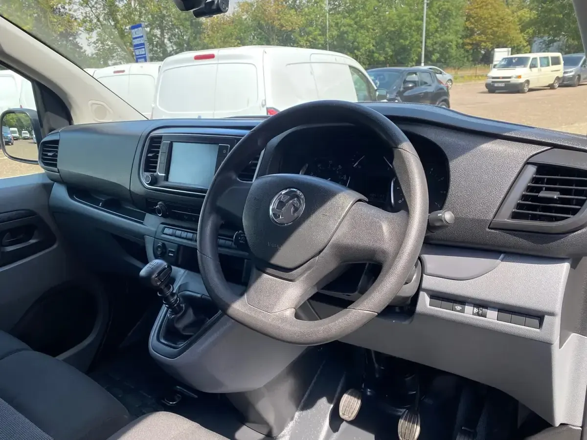 Used Vauxhall Vivaro Sportive 2022 White MPV