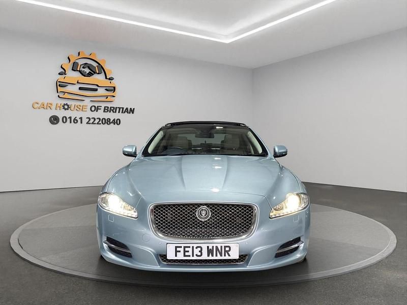 Used Jaguar XJ Portfolio 275 HP (202 kW) 2013 Blue Sedan