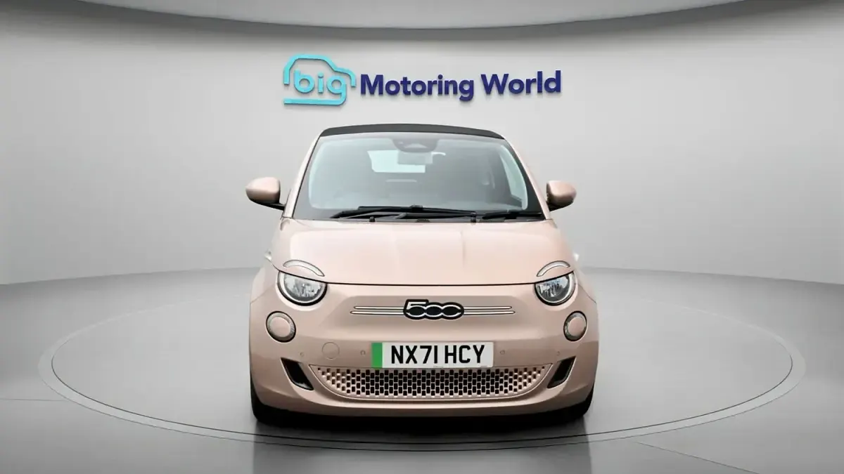 Używany Fiat 500e Icon 86 kW (118 KM) 2021 Złoty Kabriolet