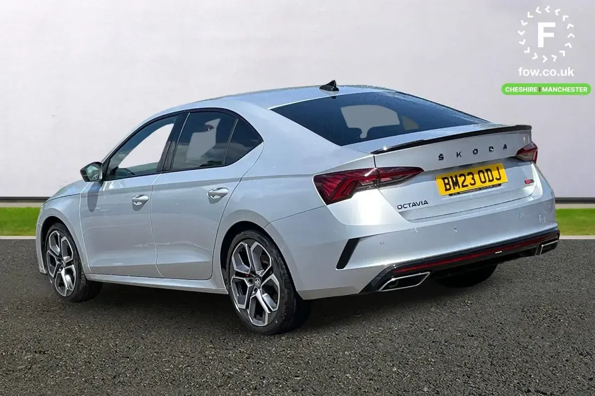 Used Skoda Octavia vRS 245 HP (180 kW) 2023 Silver Hatchback