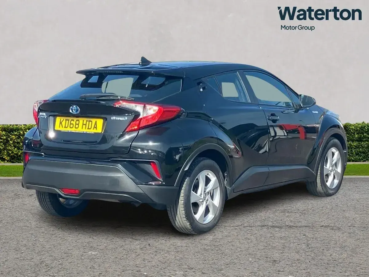 Used Toyota C-HR 122 HP (89 kW) 2019 Black SUV