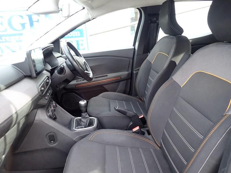 Used Dacia Sandero Comfort 90 HP (66 kW) 2022 Grey Hatchback