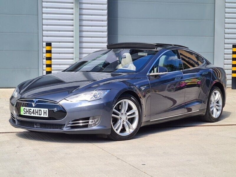 Used Tesla Model S 311 kW (423 HP) 2016 Silver Hatchback