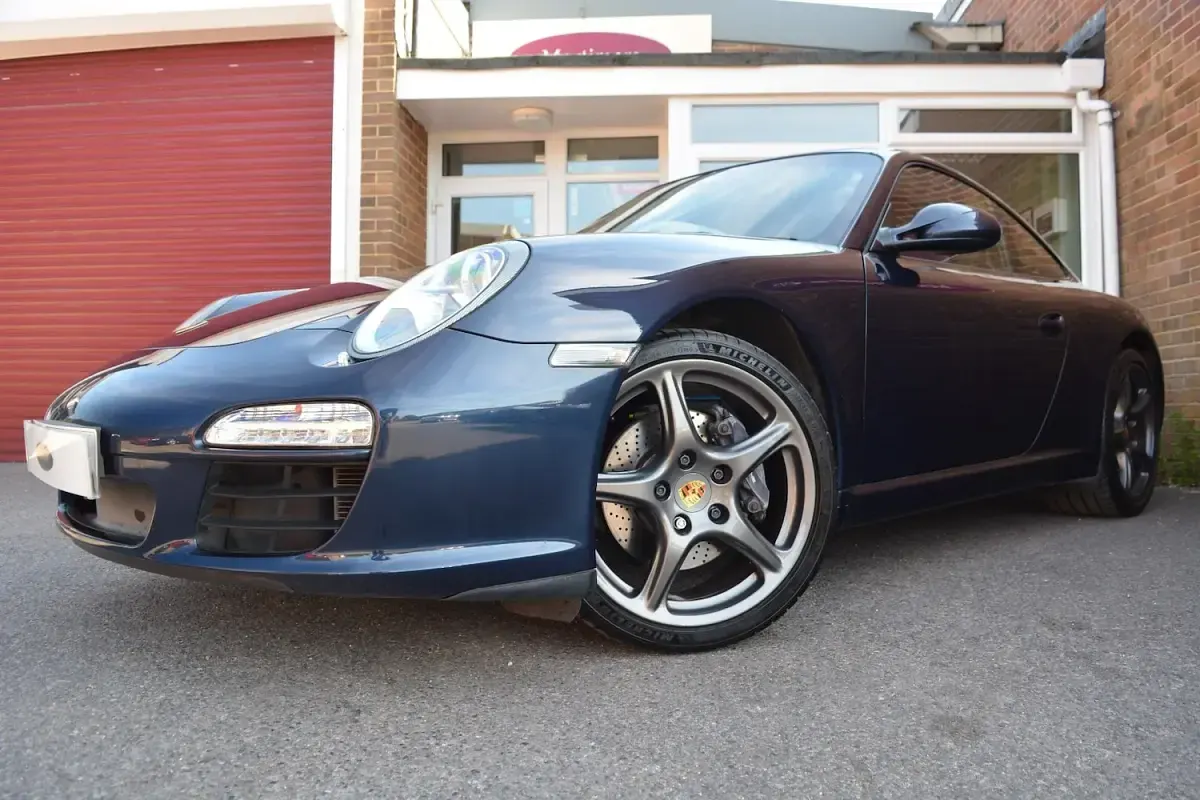 Used Porsche 911 Carrera 345 HP (253 kW) 2011 Blue Coupe