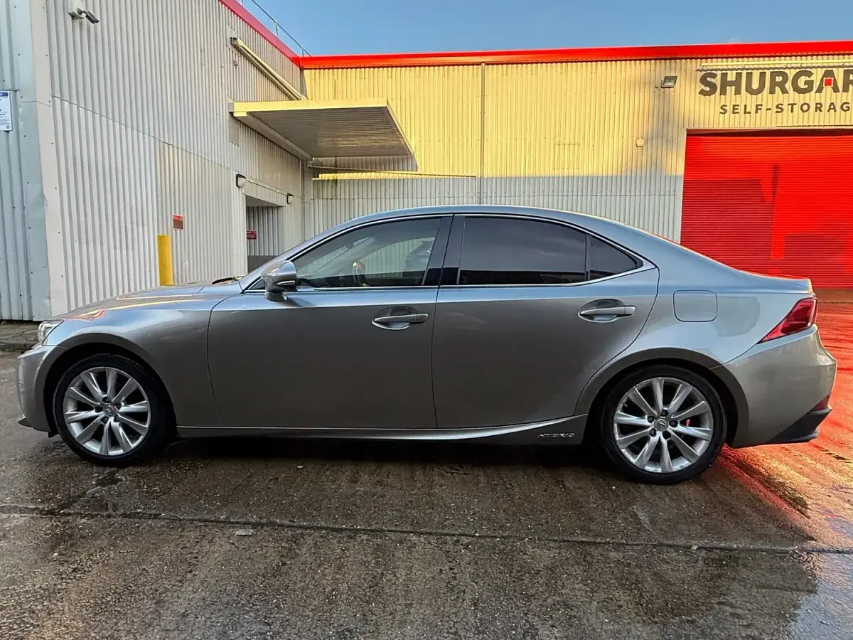 Used Lexus IS300h Executive Line 2014 Silver Sedan