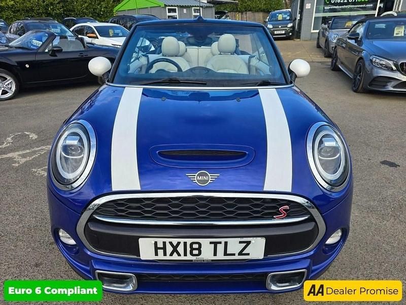 Begagnad Mini Cooper S Cabriolet 2018 Blå Cab