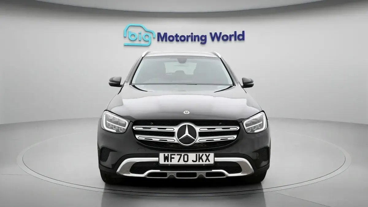 Usado Mercedes GLC220 194 HP (142 kW) 2020 Preto SUV