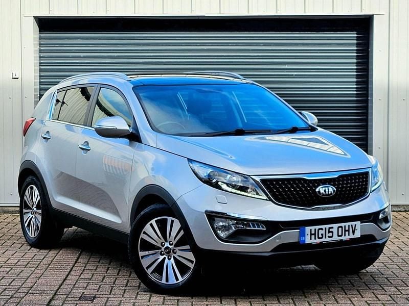 Silver Used 2015 Kia Sportage 3 SUV | £7,750 (Good price) - Image 1/4