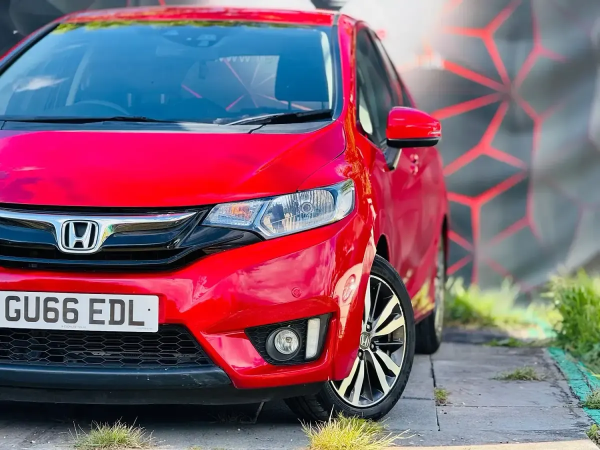 Used Honda Jazz EX 102 HP (75 kW) 2016 Red Hatchback