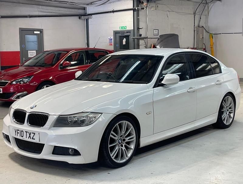 Begagnad BMW 320 M Sport 2010 Vit Sedan