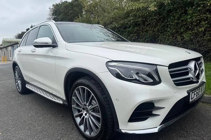 Used Mercedes GLC250 AMG Line Premium 204 HP (150 kW) 2018