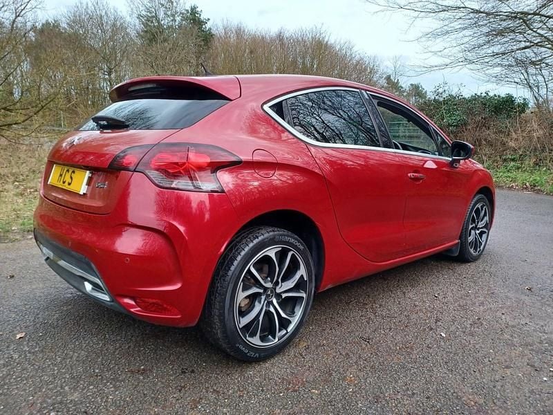 Used DS Automobiles DS4 Prestige 2017 Red Hatchback