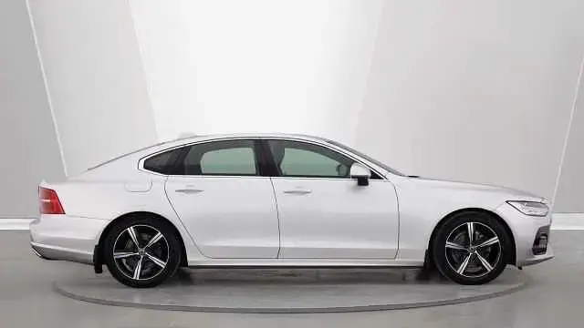 Usado Volvo S90 R-Design 190 HP (139 kW) 2019 Sedan