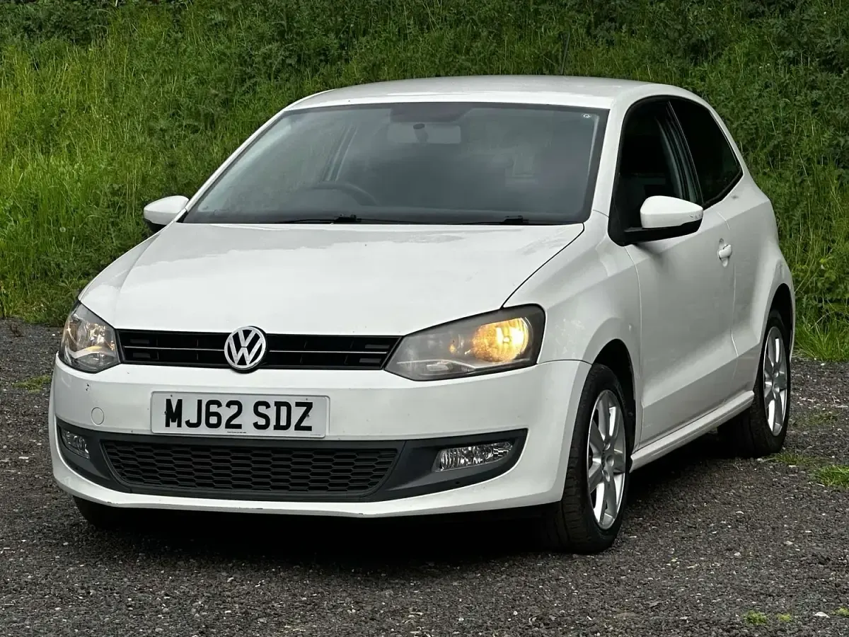 Used VW Polo Match 60 HP (44 kW) 2012 White Hatchback