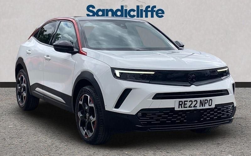White Used 2022 Vauxhall Mokka SRi SUV | £14,500 (Fair price) - Image 1/4