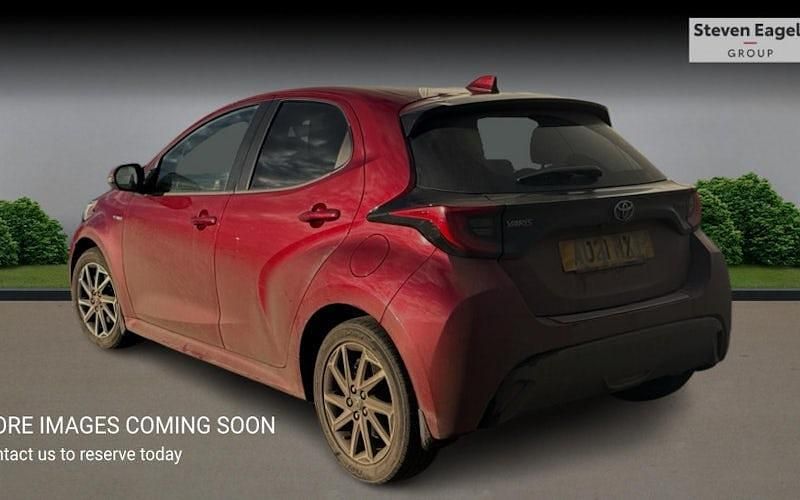 Used Toyota Yaris Hybrid Design 116 HP (85 kW) 2026 Hatchback