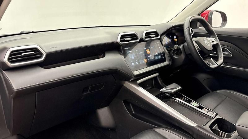 Used MG ZS Trophy 196 HP (144 kW) 2024 Red SUV