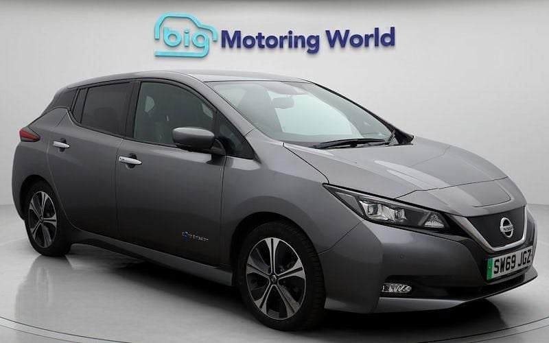 Used 2022 Nissan Leaf Tekna Hatchback | £8,500 (Good price) - Image 1/4