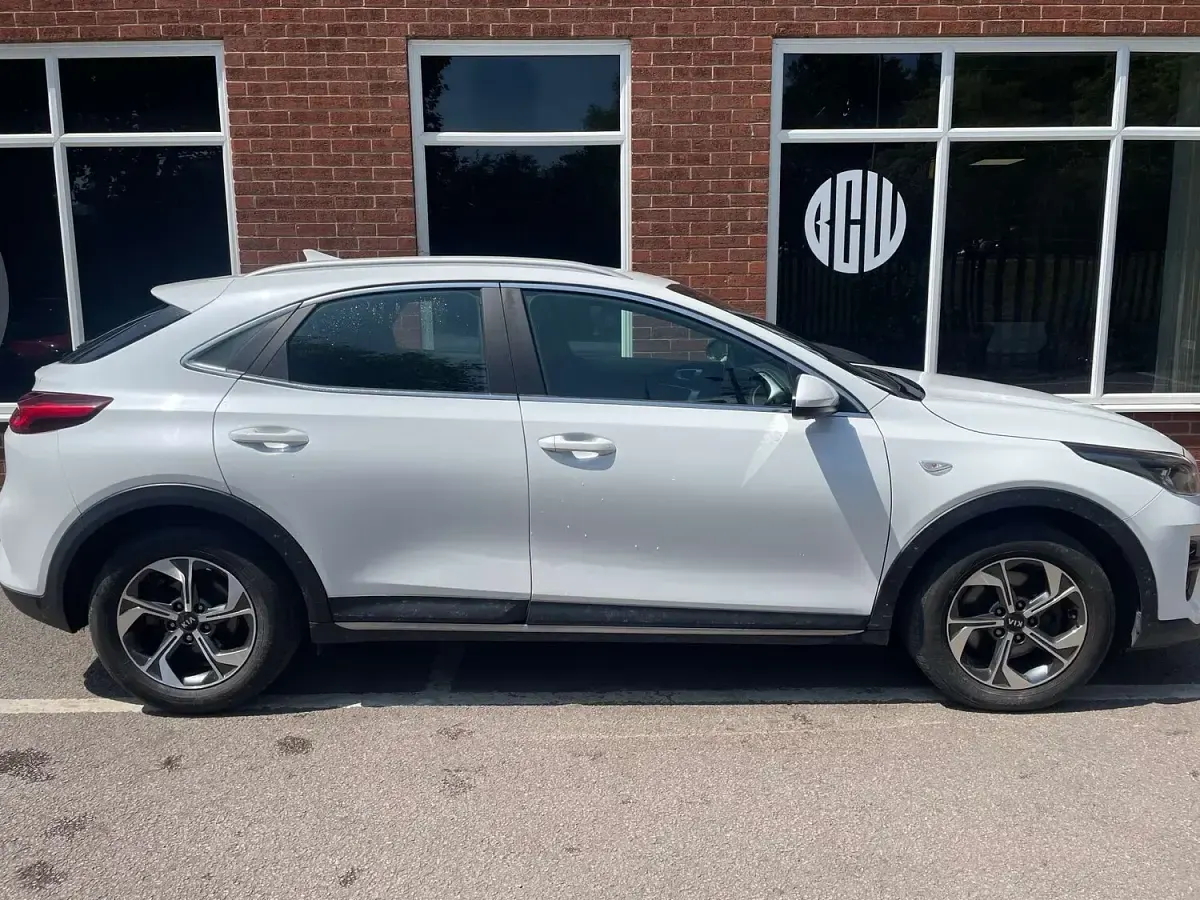 Used Kia XCeed 118 HP (86 kW) 2019 White SUV