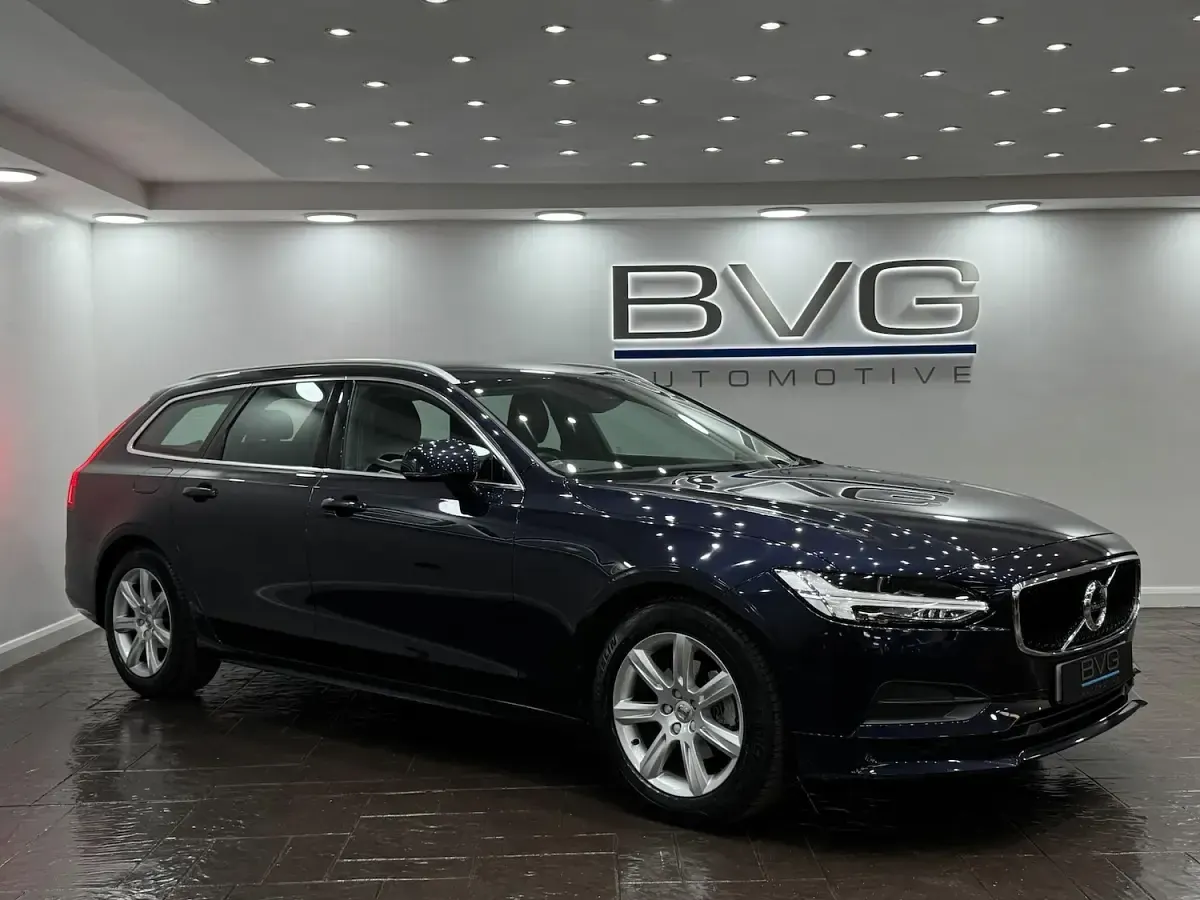 Used Volvo V90 Momentum 190 HP (139 kW) 2018 Estate