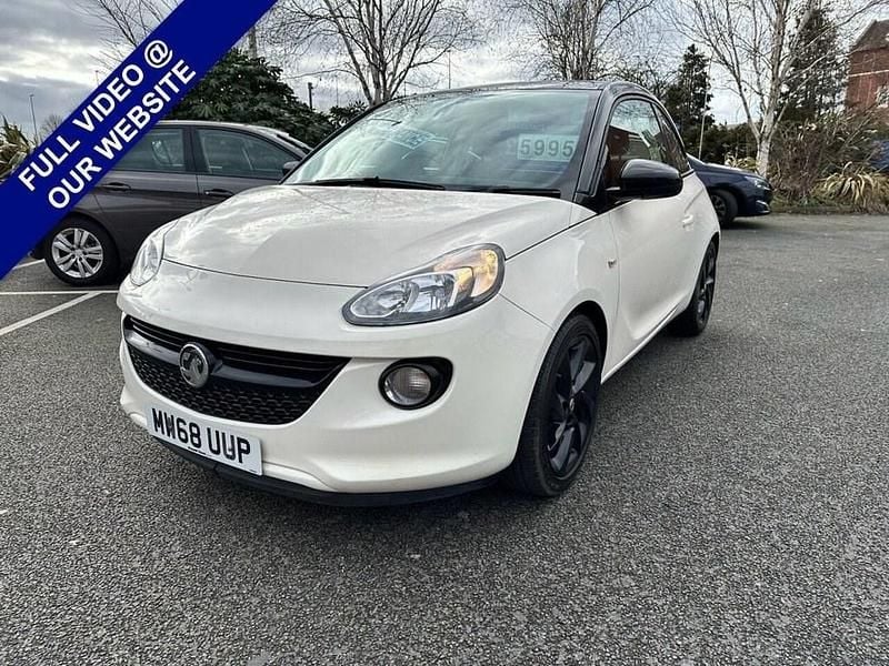 Used Vauxhall Adam 70 HP (51 kW) 2018 White Hatchback