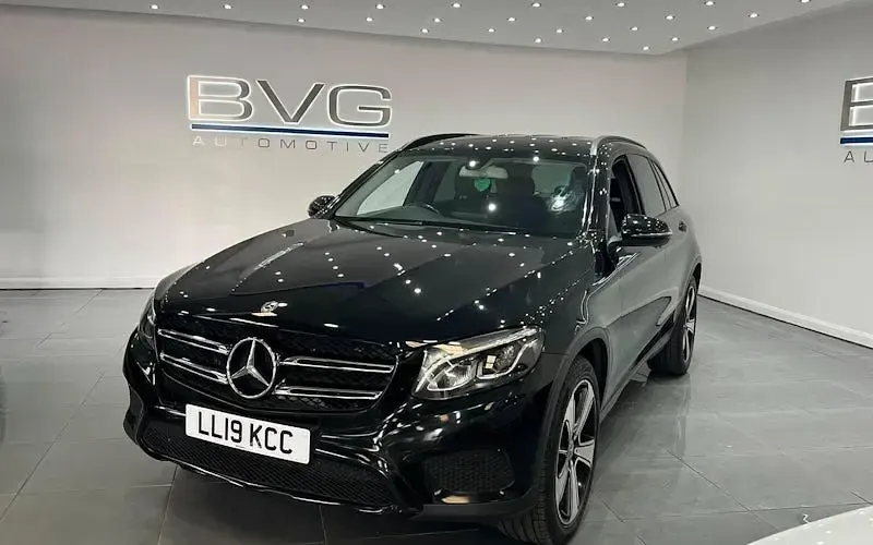 Used Mercedes GLC250 Urban 211 HP (155 kW) 2019 SUV