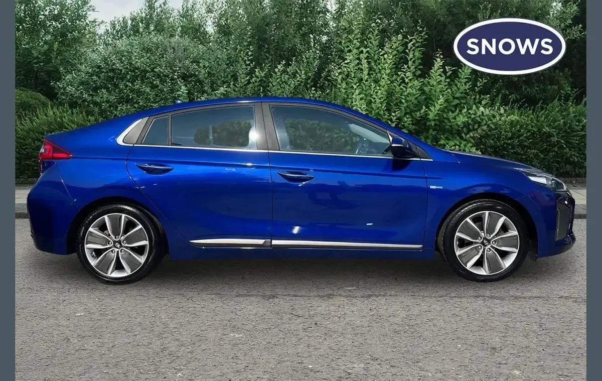 Used Hyundai Ioniq Premium SE 141 HP (103 kW) 2018 Blue Hatchback