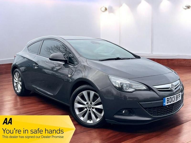 Grey Used 2013 Vauxhall Astra SRi Coupe | £3,095 (Fair price) - Image 1/3