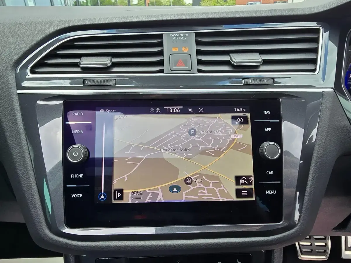 Second-hand VW Tiguan R 2023 Albastru SUV