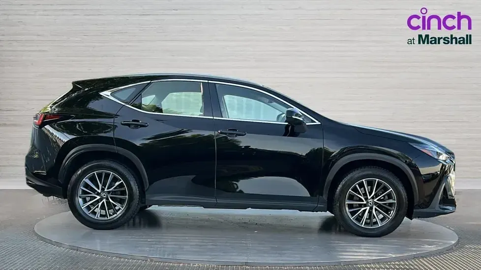 Used Lexus NX350h 242 HP (177 kW) 2022 Black SUV