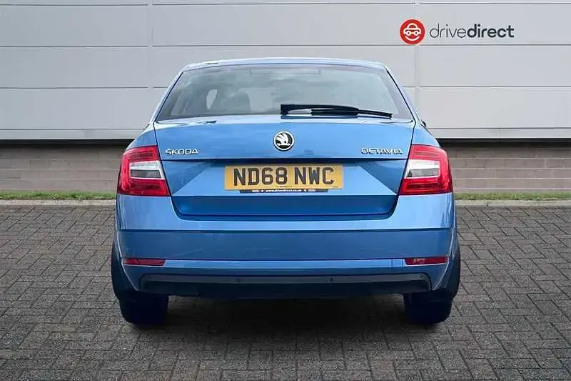 Used Skoda Octavia SE 116 HP (85 kW) 2018 Blue Hatchback