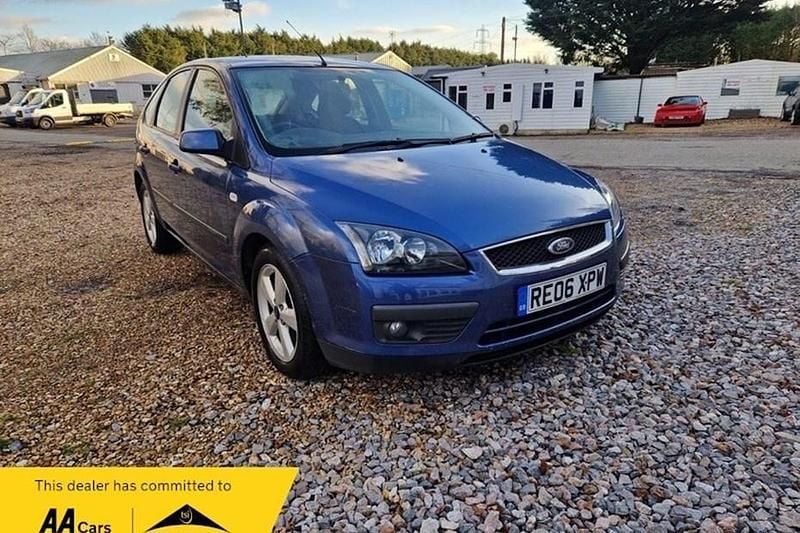 Blue Used 2006 Ford Focus Zetec Hatchback | £1,495 (Fair price) - Image 1/1