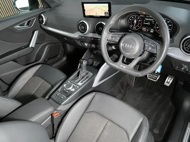 Used Audi Q2 Black Edition 150 HP (110 kW) 2023 Grey SUV