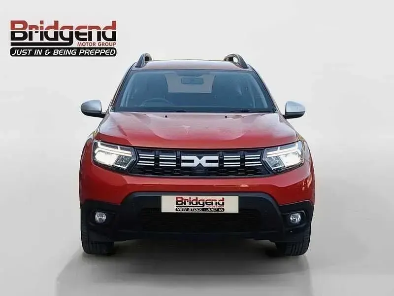 Used Dacia Duster Expression 90 HP (66 kW) 2023 Orange SUV