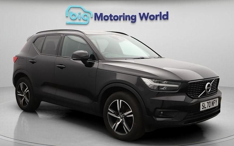 Used 2022 Volvo XC40 R-Design SUV | £22,300 (Good price) - Image 1/4