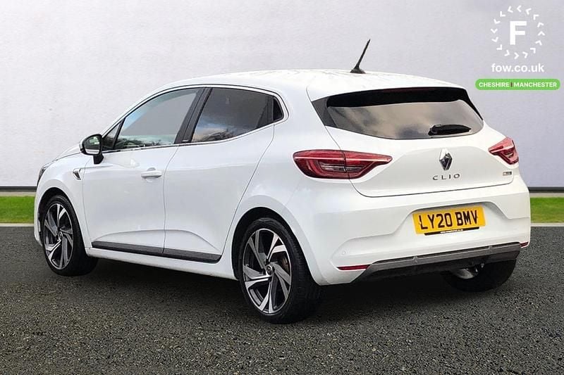 Used Renault Clio V RS Line 140 HP (102 kW) 2020 White Hatchback