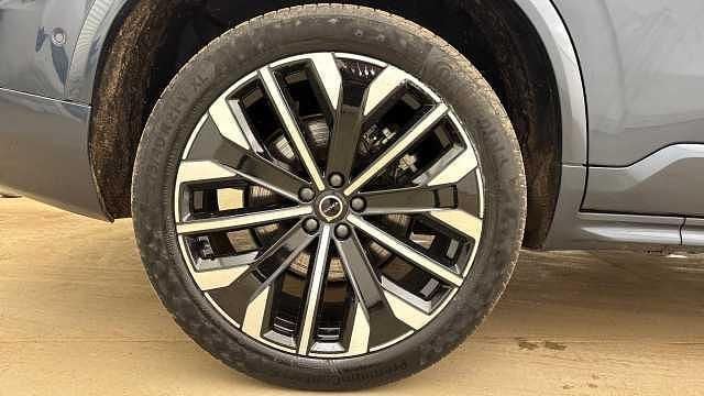 Used Volvo XC90 Ultra 250 HP (183 kW) 2025 Denim blue SUV