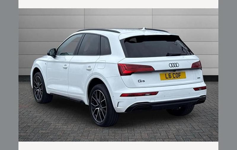 Used Audi Q5 Black Edition 299 HP (219 kW) 2024 Arkona white SUV