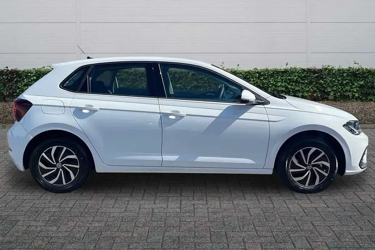New VW Polo Life 2026 Pure white Hatchback