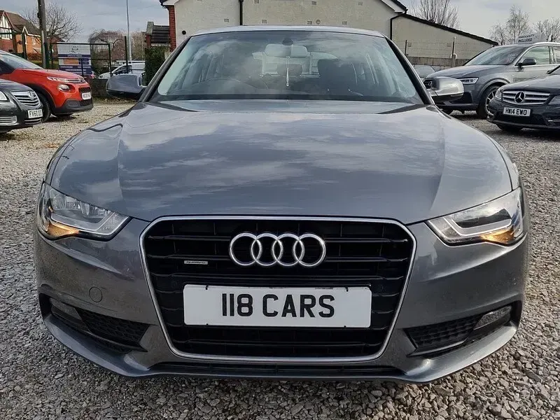 Used Audi A5 Advanced 2013 Grey Coupe